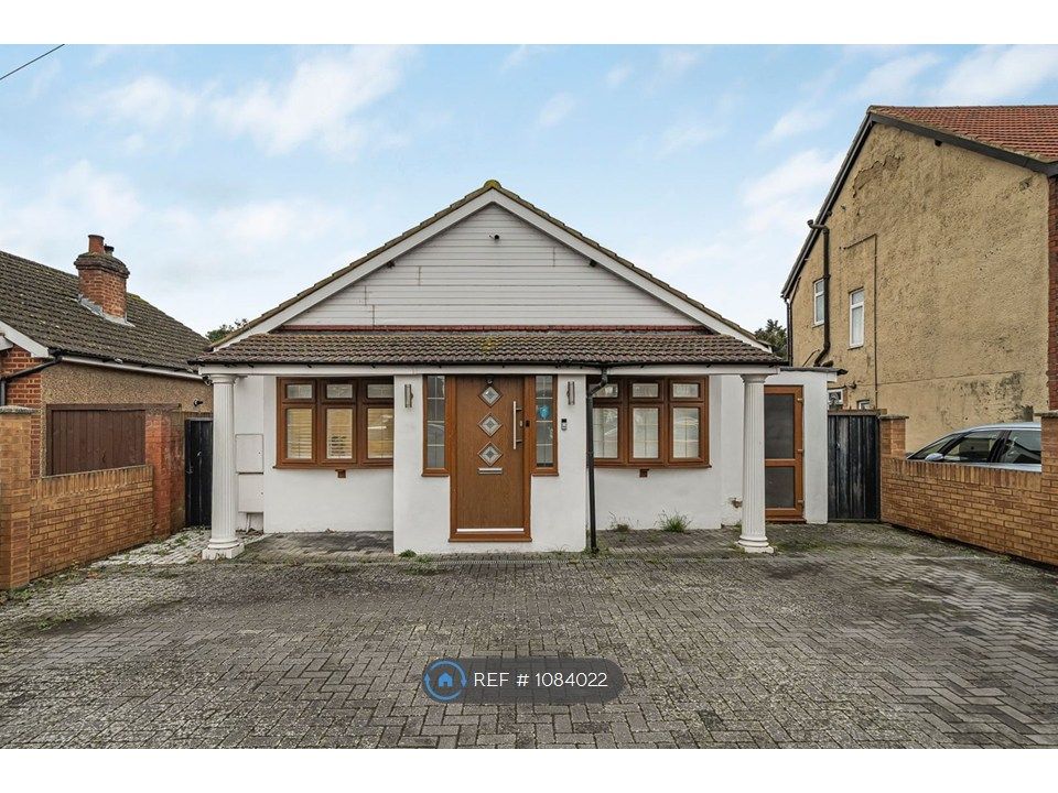 Property photo 2 of 23