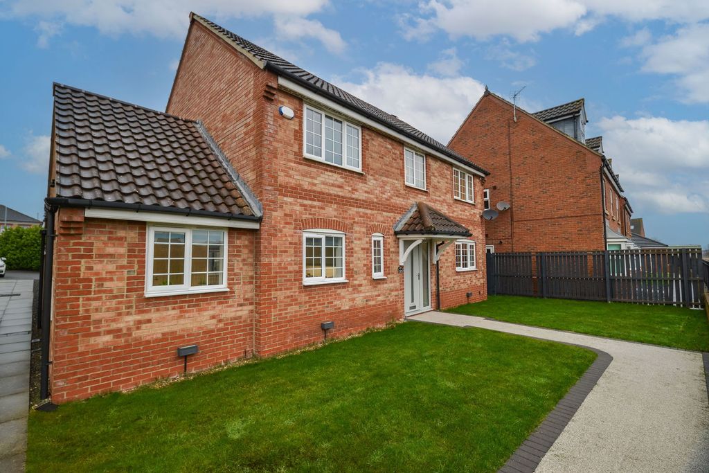 Property photo 1 of 39