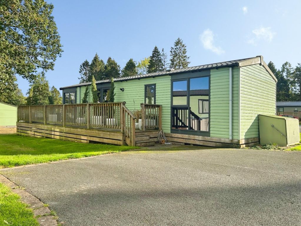 Property photo 1 of 14 53961292-Image00009.Jpeg
