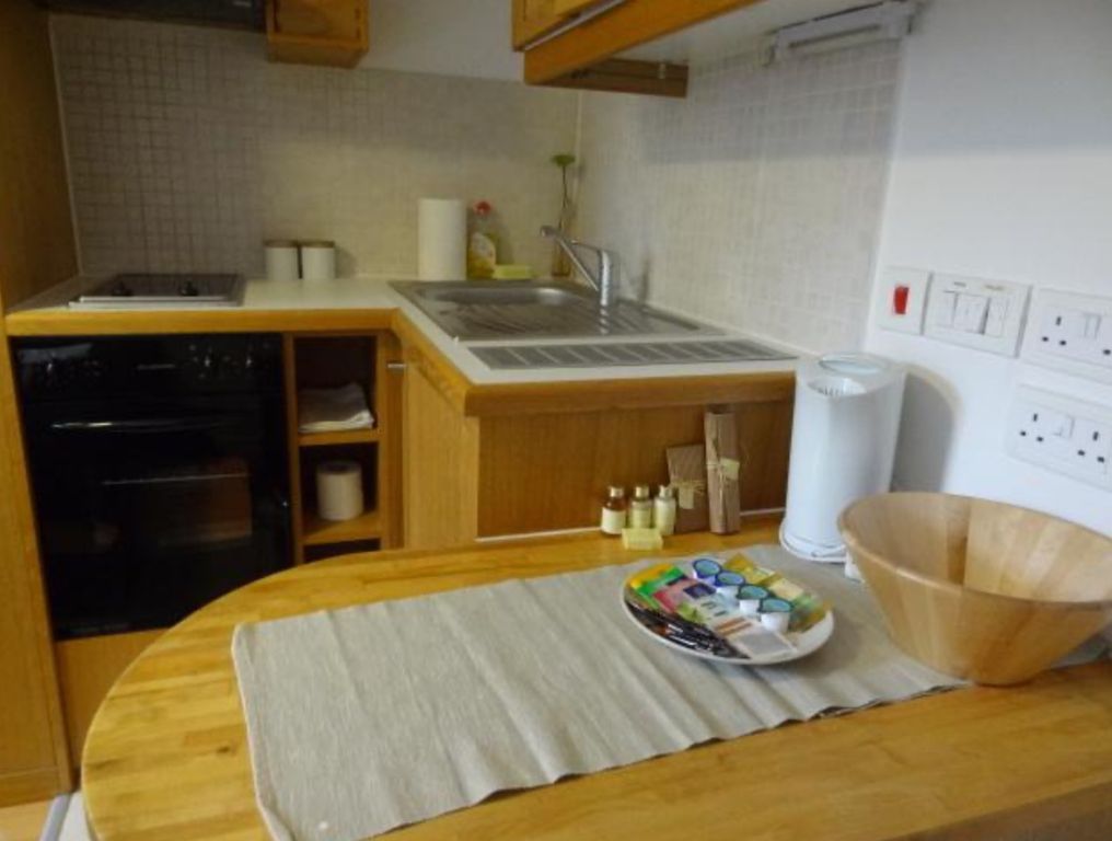 Property photo 2 of 6 4555171