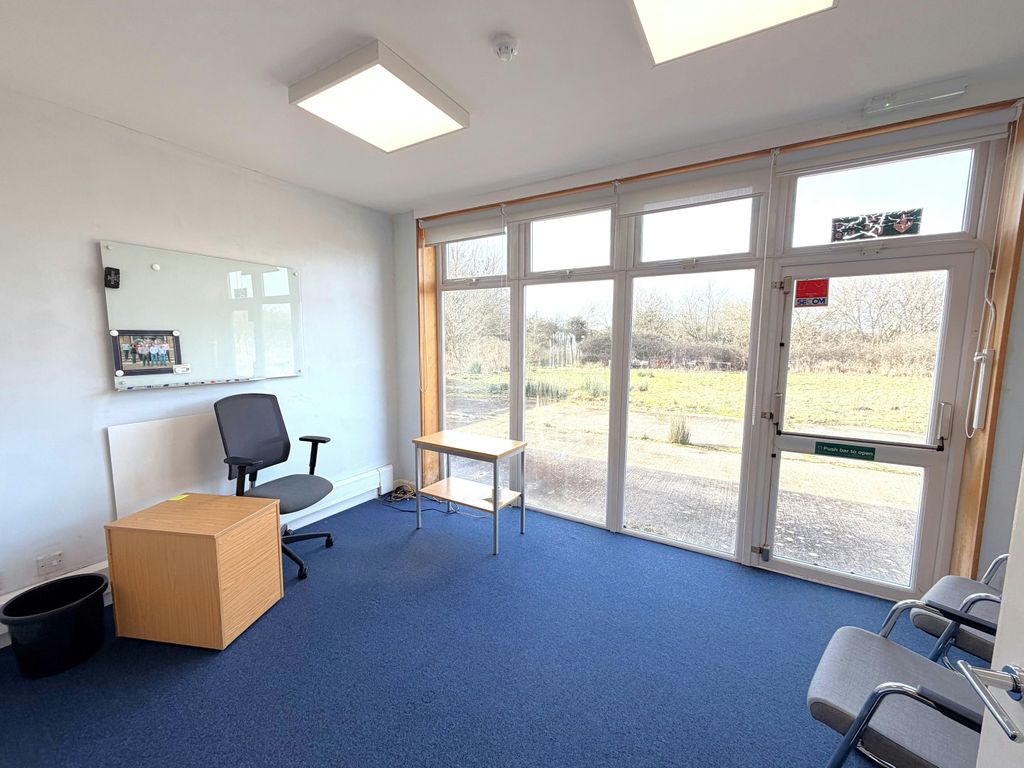 Property photo 2 of 8 Img_2701.Jpeg