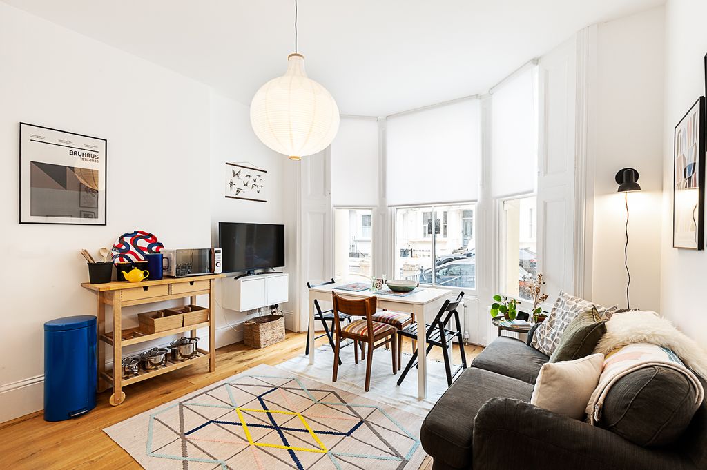 Property photo 1 of 26