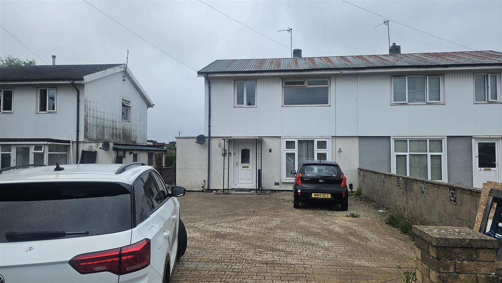 Property photo 1 of 14 Bacton Front.Jpg