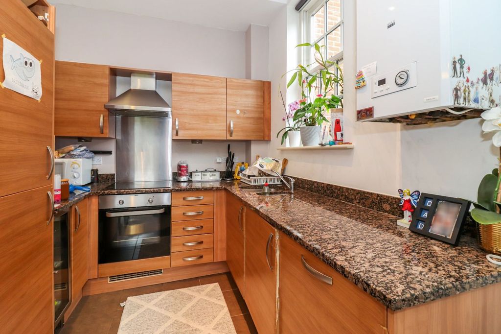 Property photo 3 of 12 Picture No. 02
