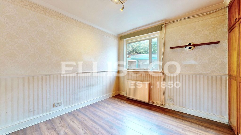Property photo 3 of 16 Picture No. 04