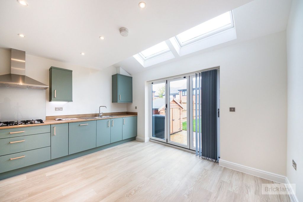 Property photo 2 of 14 Picture No. 08