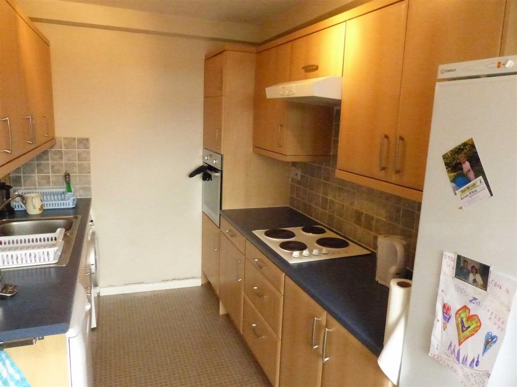 Property photo 3 of 4