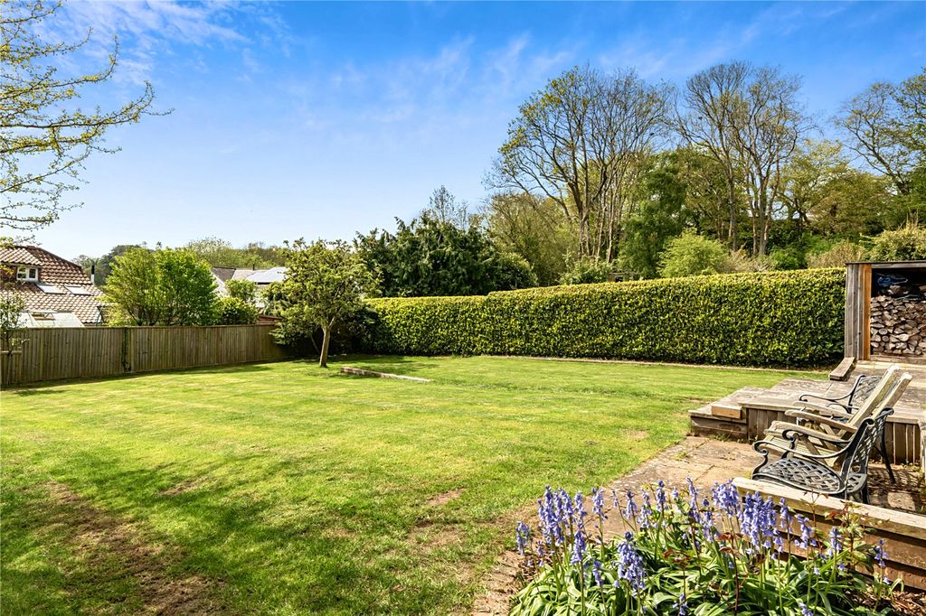 Property photo 3 of 41 Picture No. 11