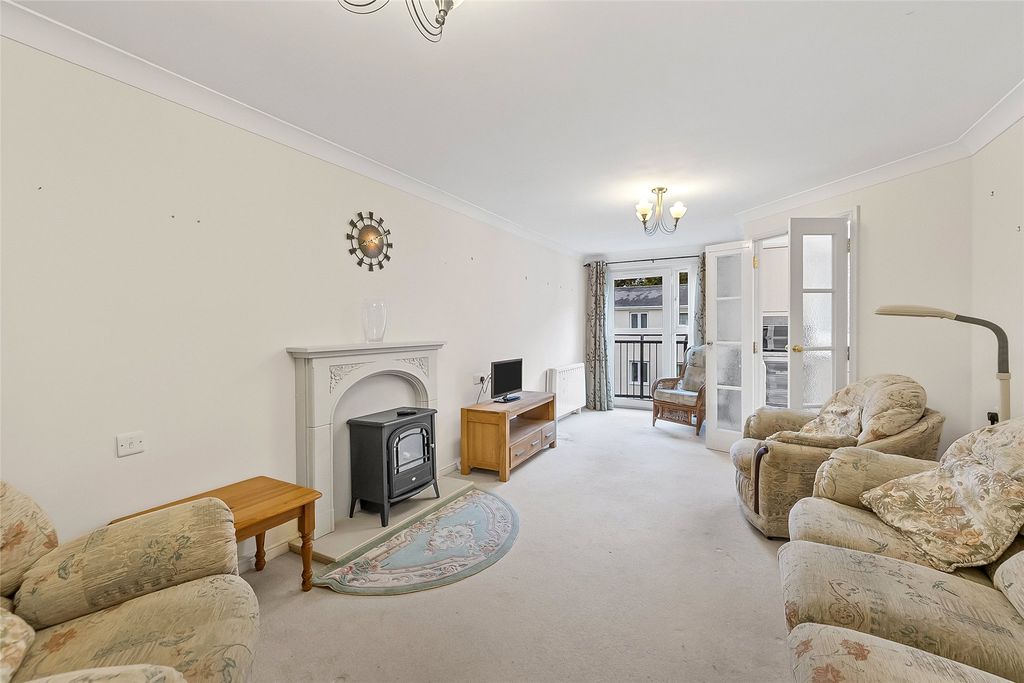 Property photo 2 of 17 2 - Picture No. 04