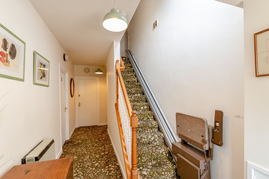 Additional image 6 of 1 bed flat for saleThe Parade, Monmouth, Monmouthshire NP25