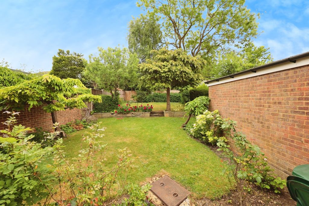 Property photo 3 of 29