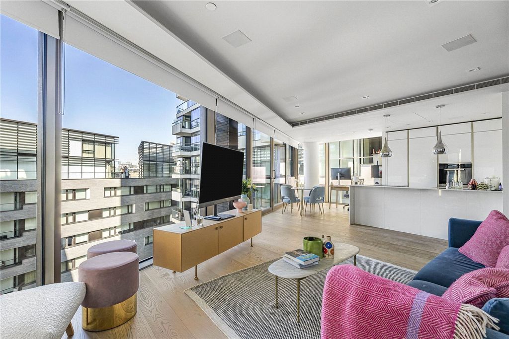 Property photo 3 of 18 Picture No. 32