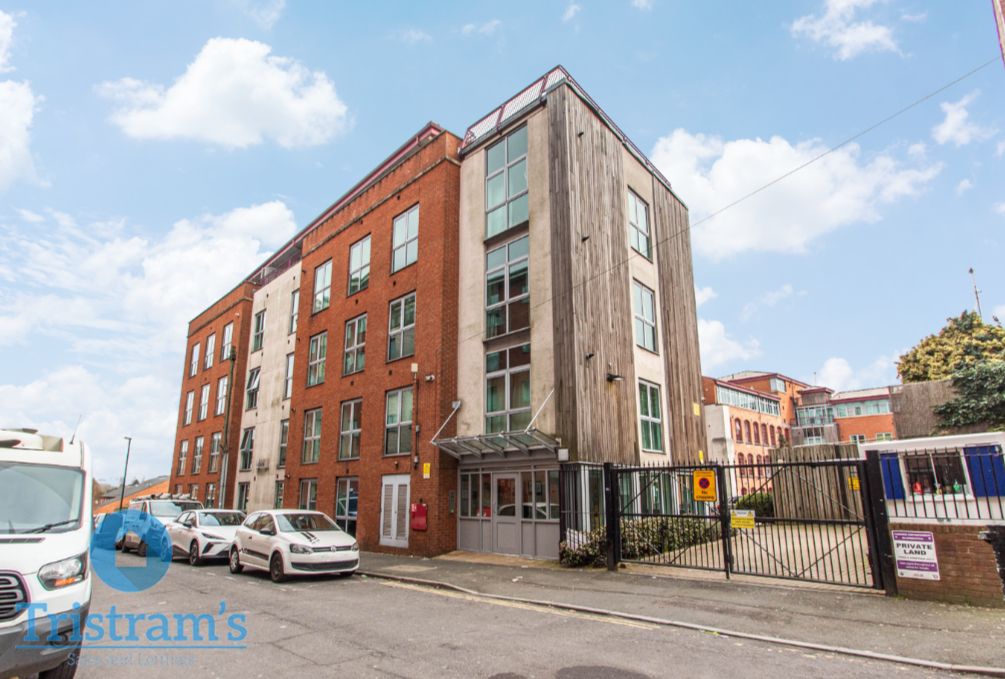 Property photo 1 of 13