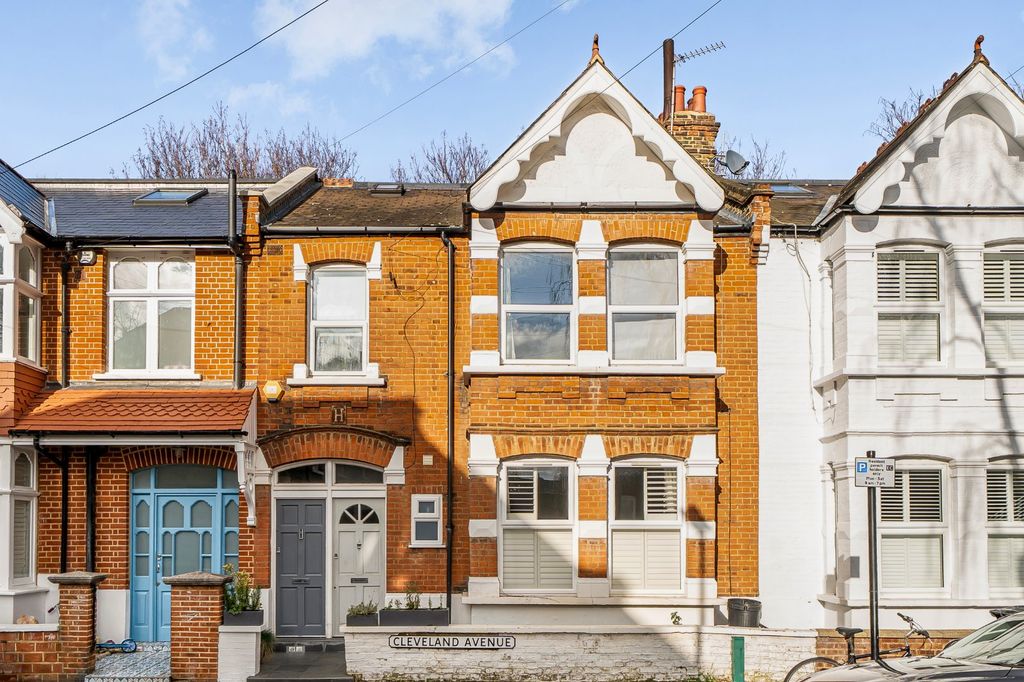 Property photo 2 of 15 Picture No. 01