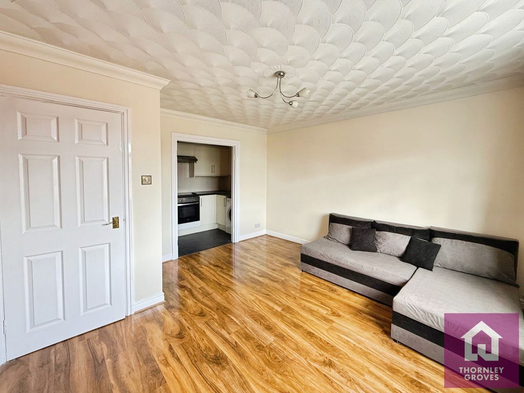 Property photo 2 of 11 Pbox-Img.Jpg