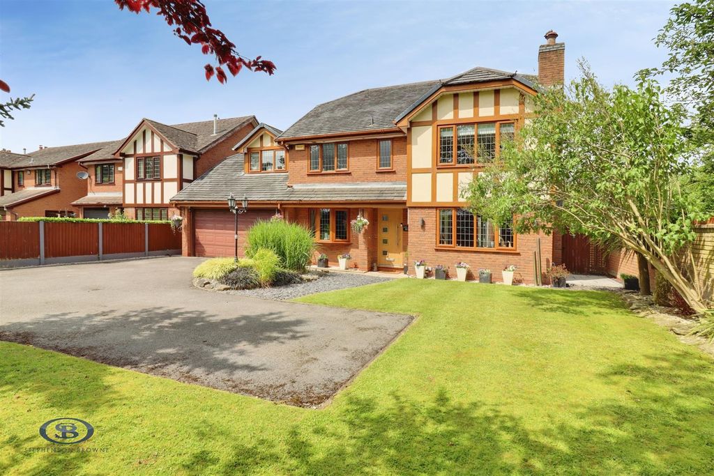 Property photo 1 of 41