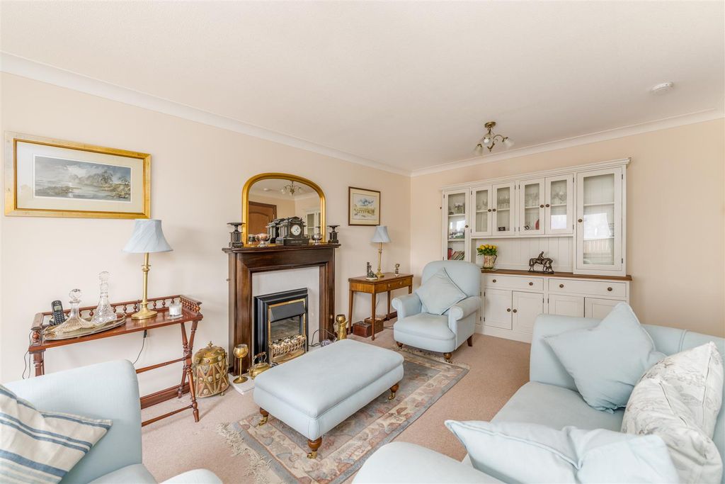 Additional image 6 of 4 bed detached house for sale11 South Mews, Bennecourt Drive, Coldstream TD12