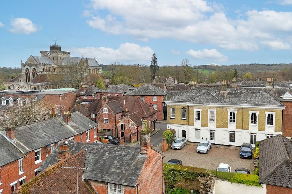 Property photo 3 of 17