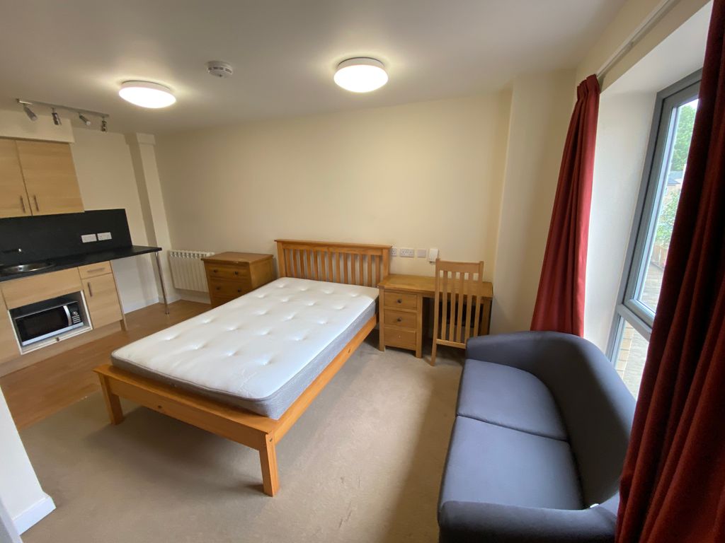 Property photo 3 of 16 Open Plan Area