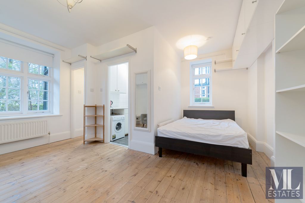 Property photo 3 of 10 Photo 5