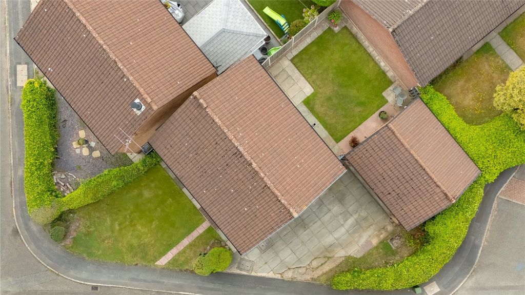 Property photo 3 of 19 Bird Eye View