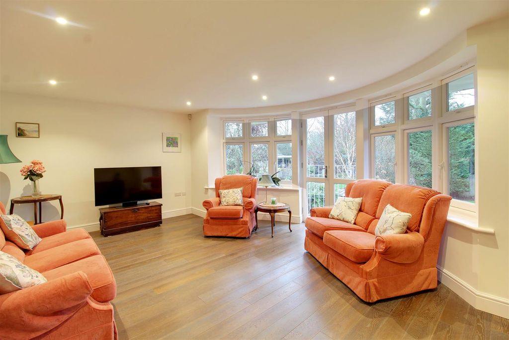 Property photo 2 of 22 Img_2362-Img_2364.Jpg