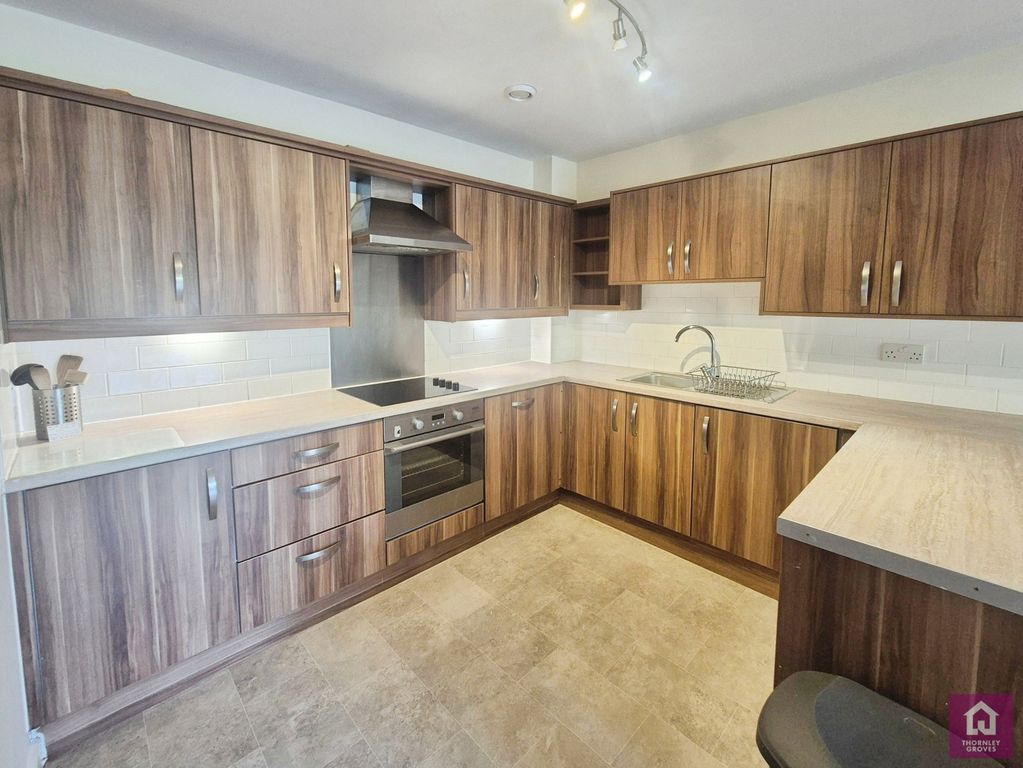 Property photo 2 of 17 Pbox-Img.Jpg