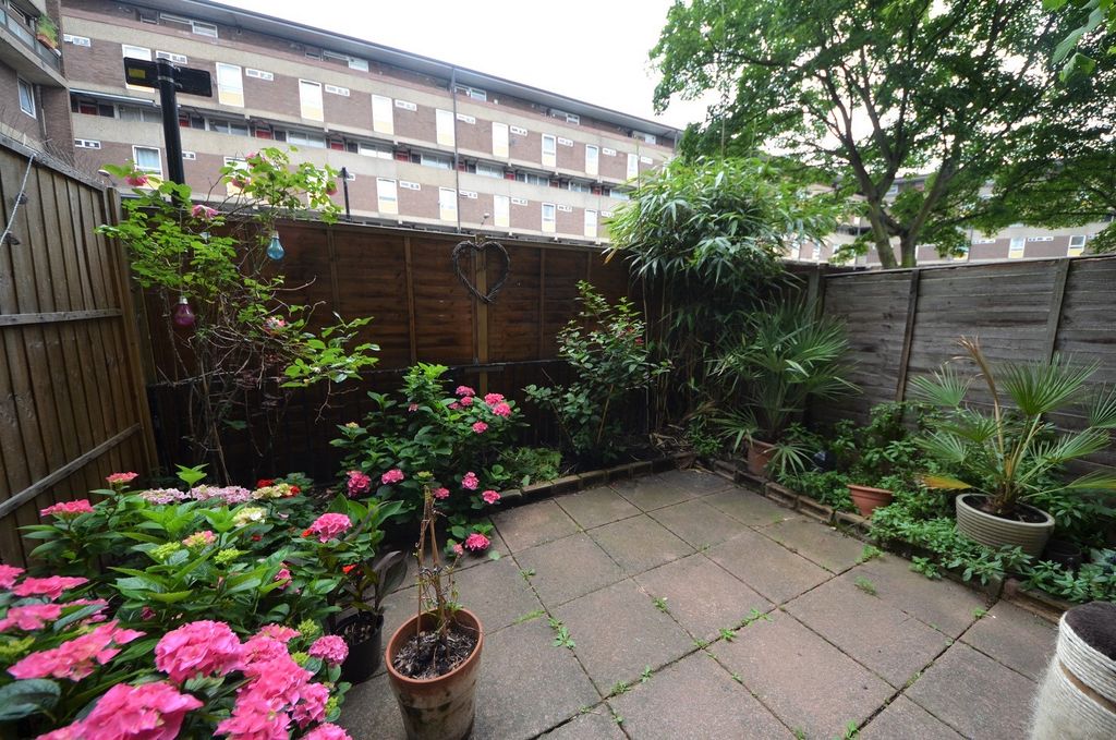 Property photo 3 of 5