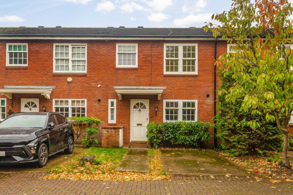Property photo 1 of 8