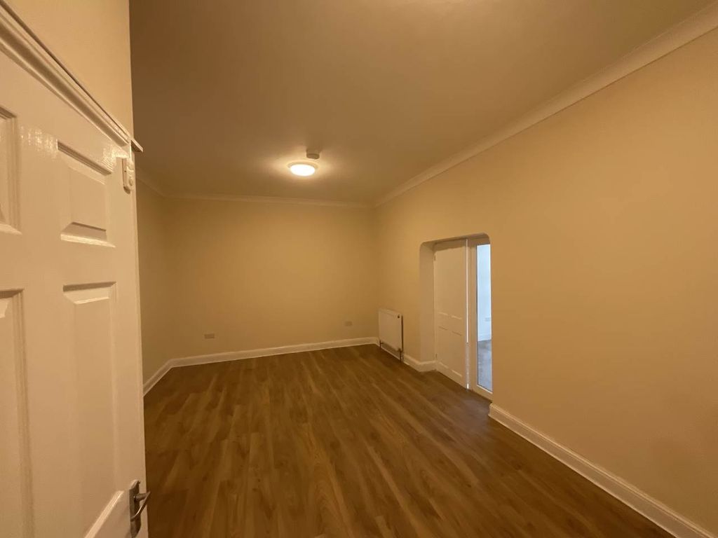 Property photo 2 of 9 Img_5853