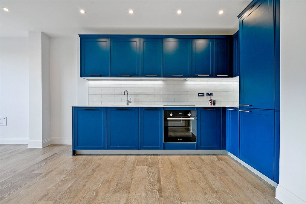 Property photo 3 of 12 Picture No. 38