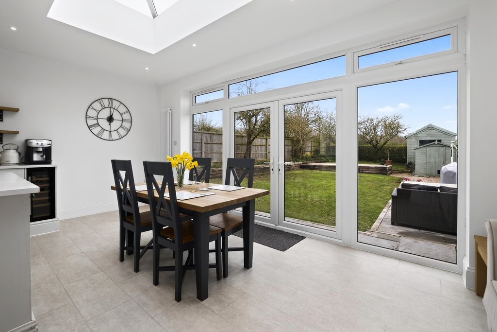 Property photo 3 of 25