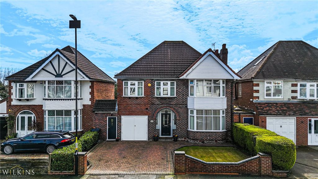 Property photo 1 of 38 Picture No. 96