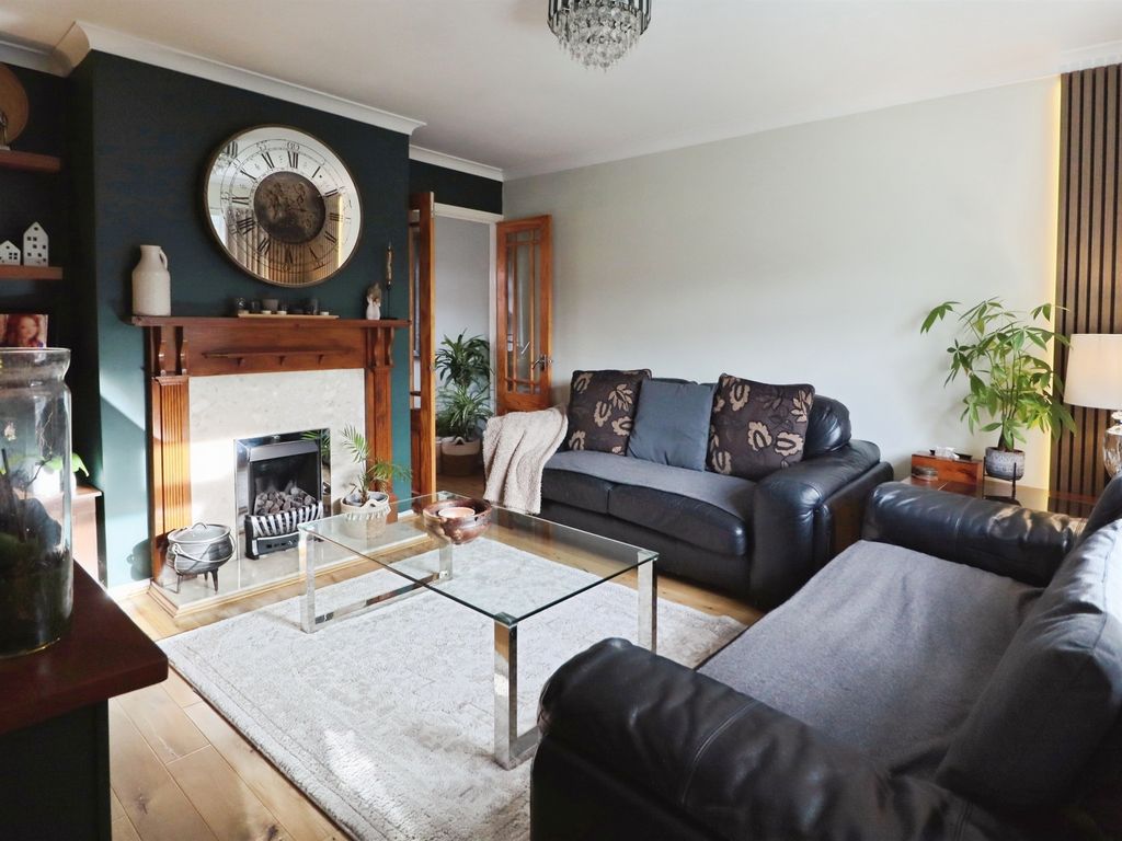 Property photo 3 of 30