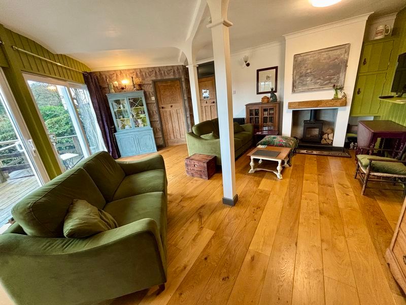 Property photo 2 of 30 Photo 5