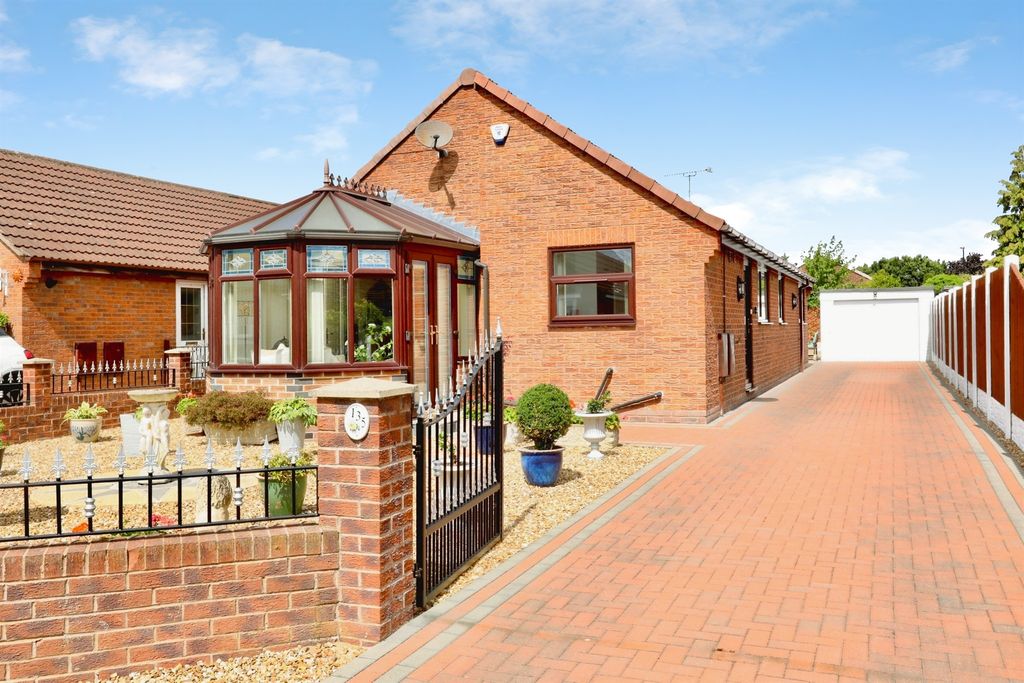 Property photo 1 of 16