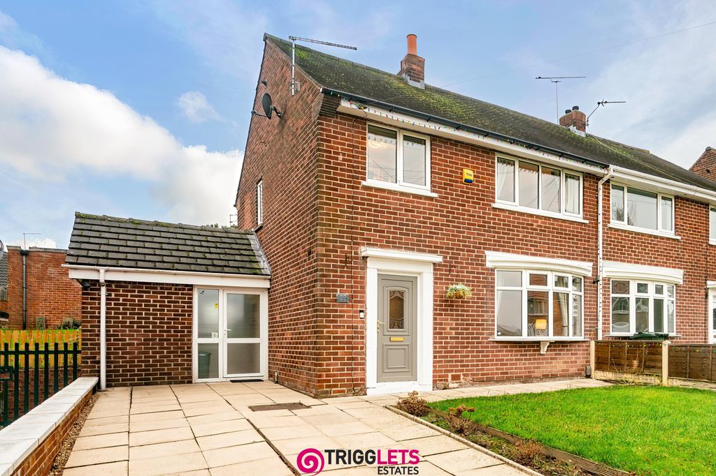 Property photo 1 of 26