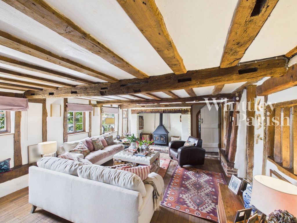 Property photo 2 of 37