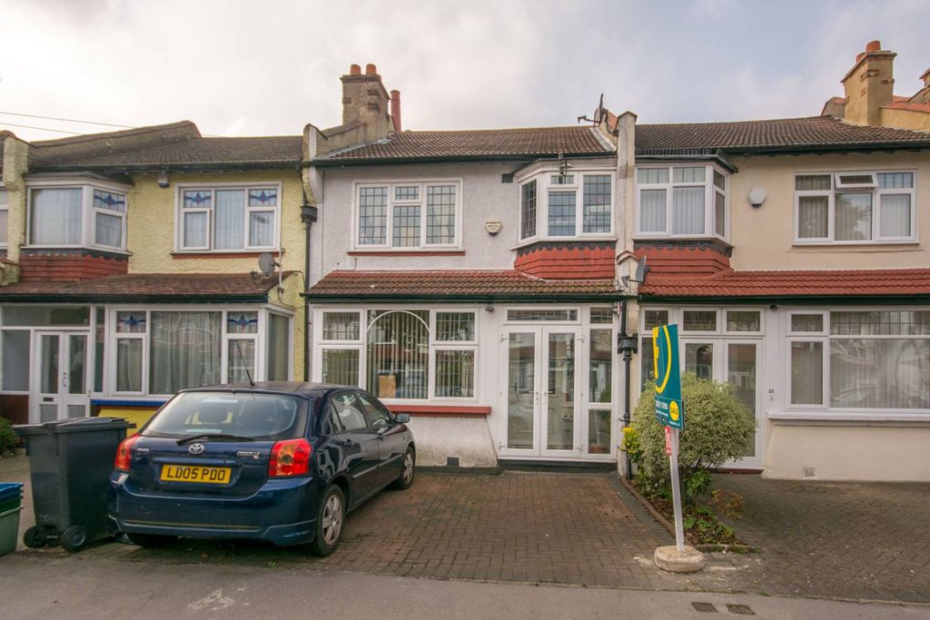 Property photo 1 of 9