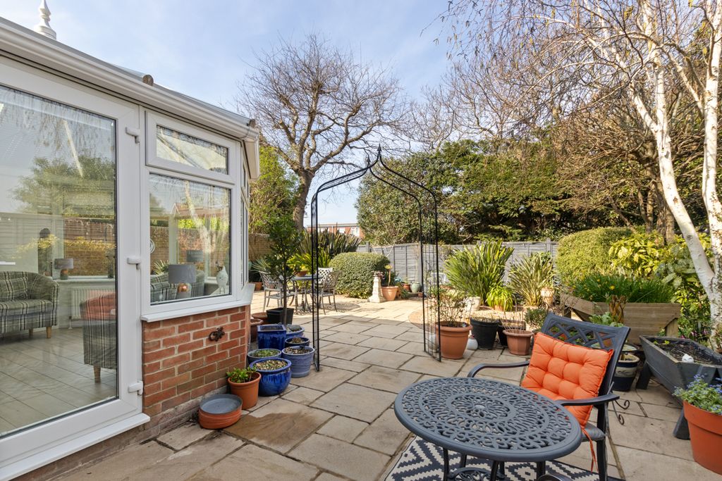 Property photo 3 of 15