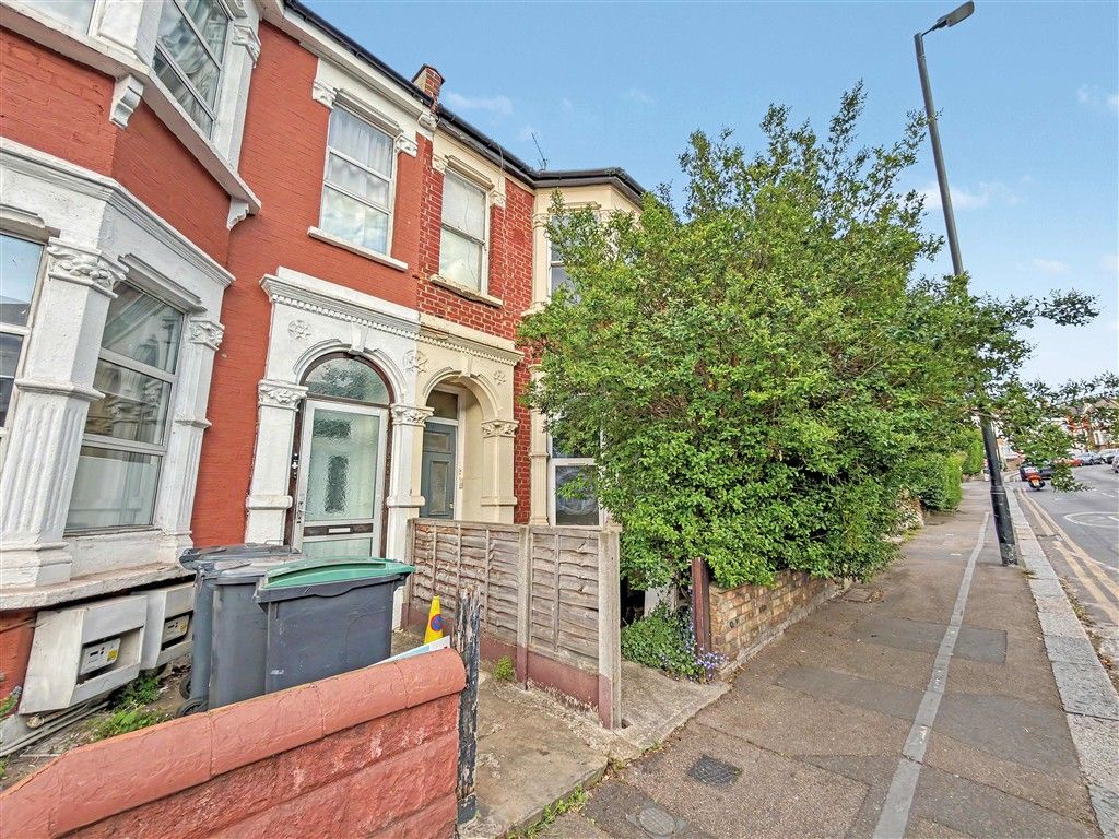 Property photo 1 of 5