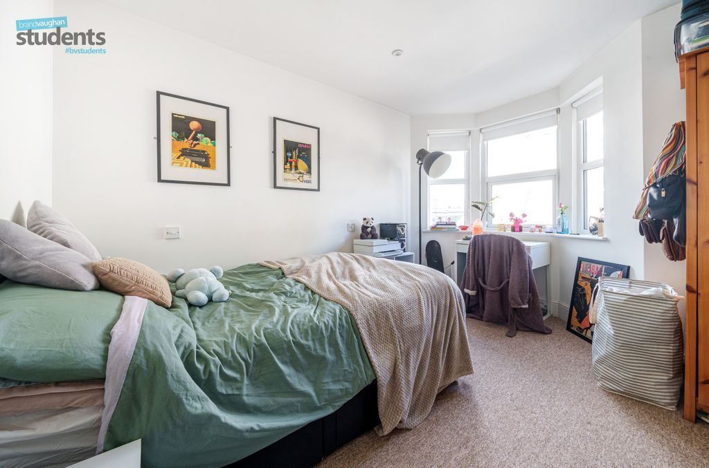 Property photo 3 of 10 714239Be-0626-42E...