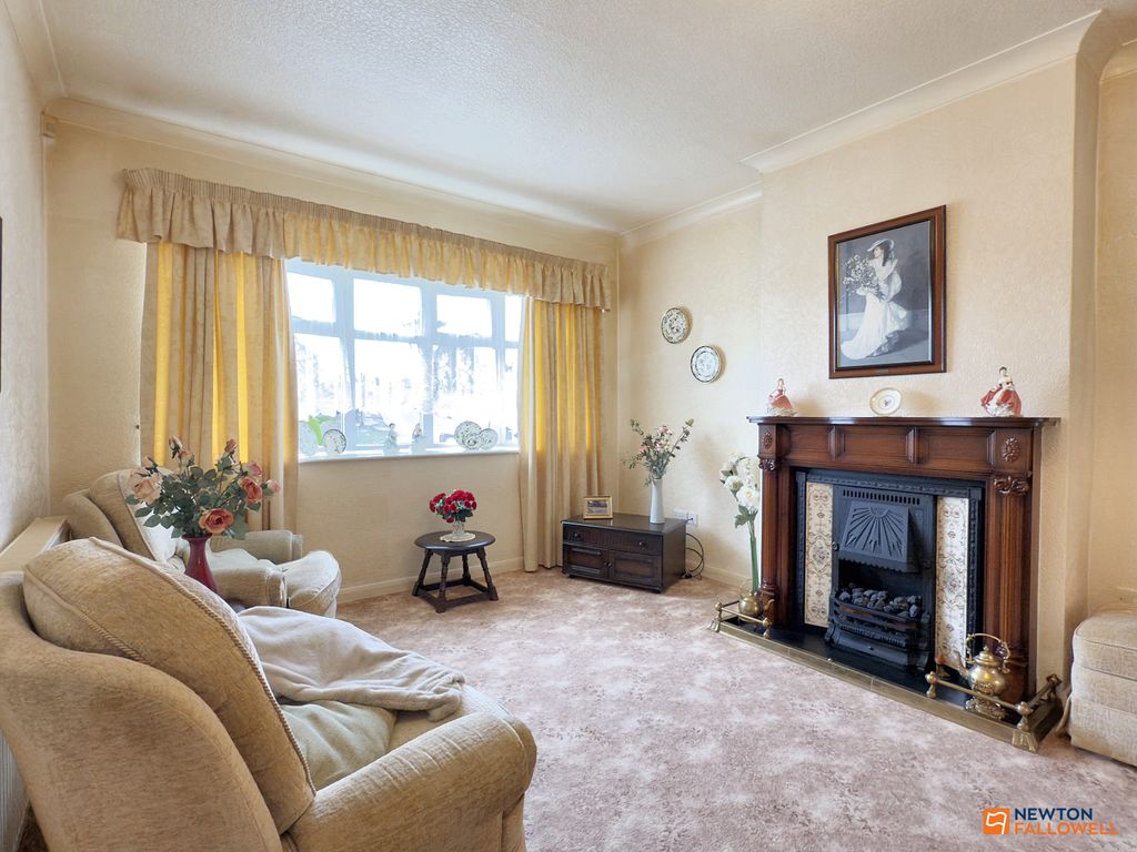 Property photo 3 of 41