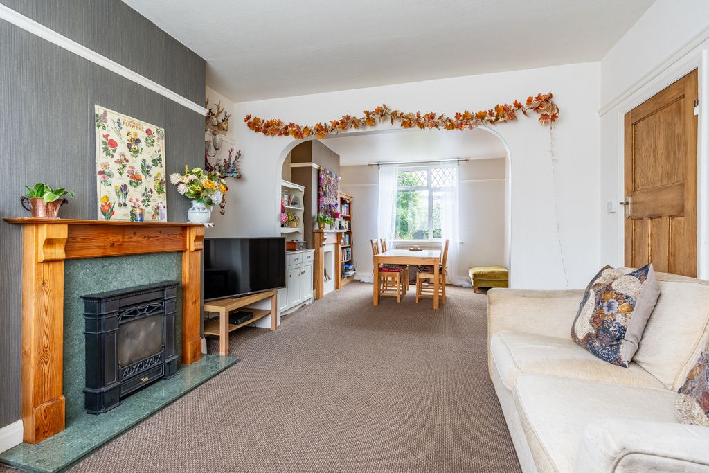 Property photo 3 of 18 3