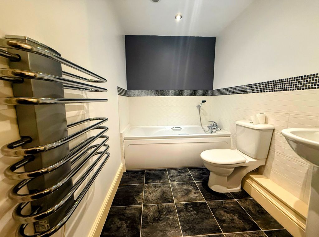 Property photo 3 of 7 Image