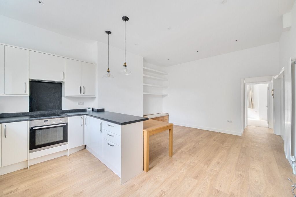 Property photo 2 of 13 Picture No. 06