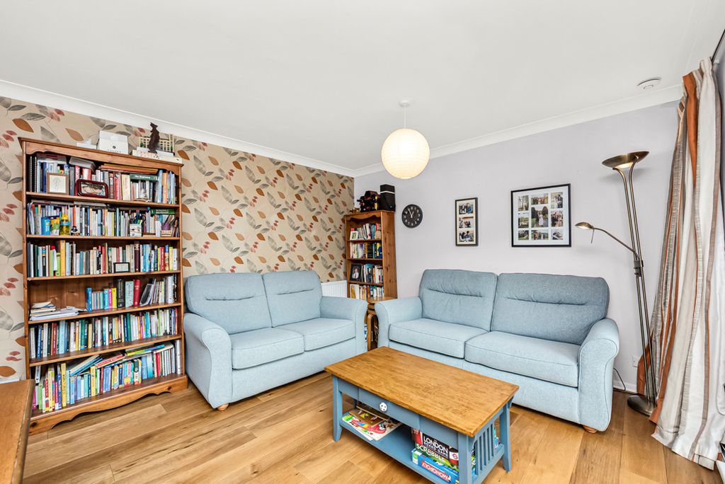 Property photo 3 of 13