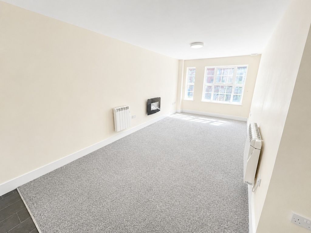 Property photo 2 of 7 5186203