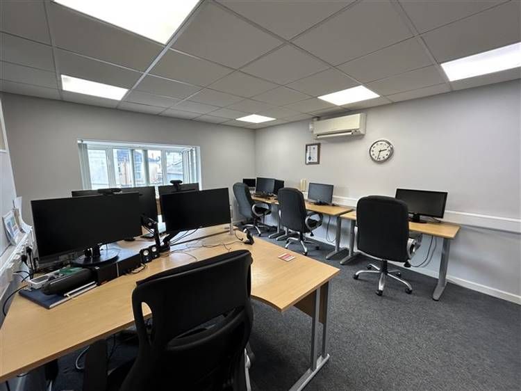 Property photo 3 of 13