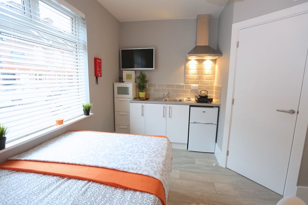 Property photo 3 of 9 4139932
